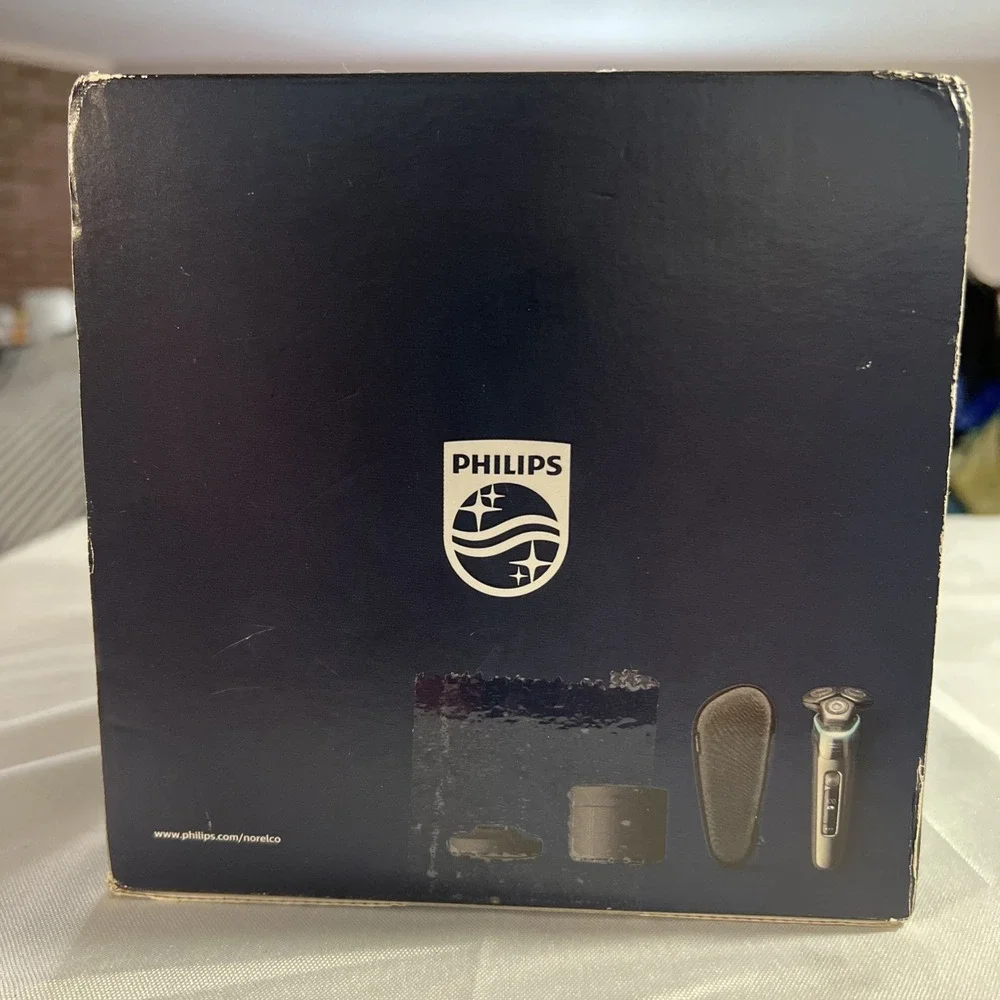 Philips Norelco Shaver 9800 S9987/85 SenseIQ Wet Dry NEW Sealed